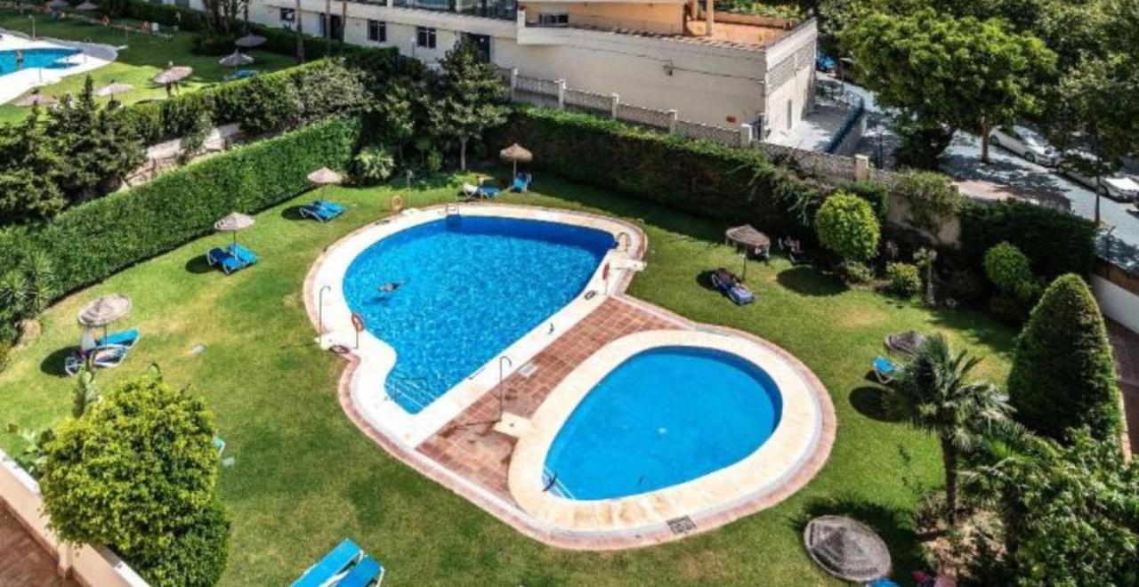Апартаменти Marbella Edificio Puerto Azul Екстер'єр фото